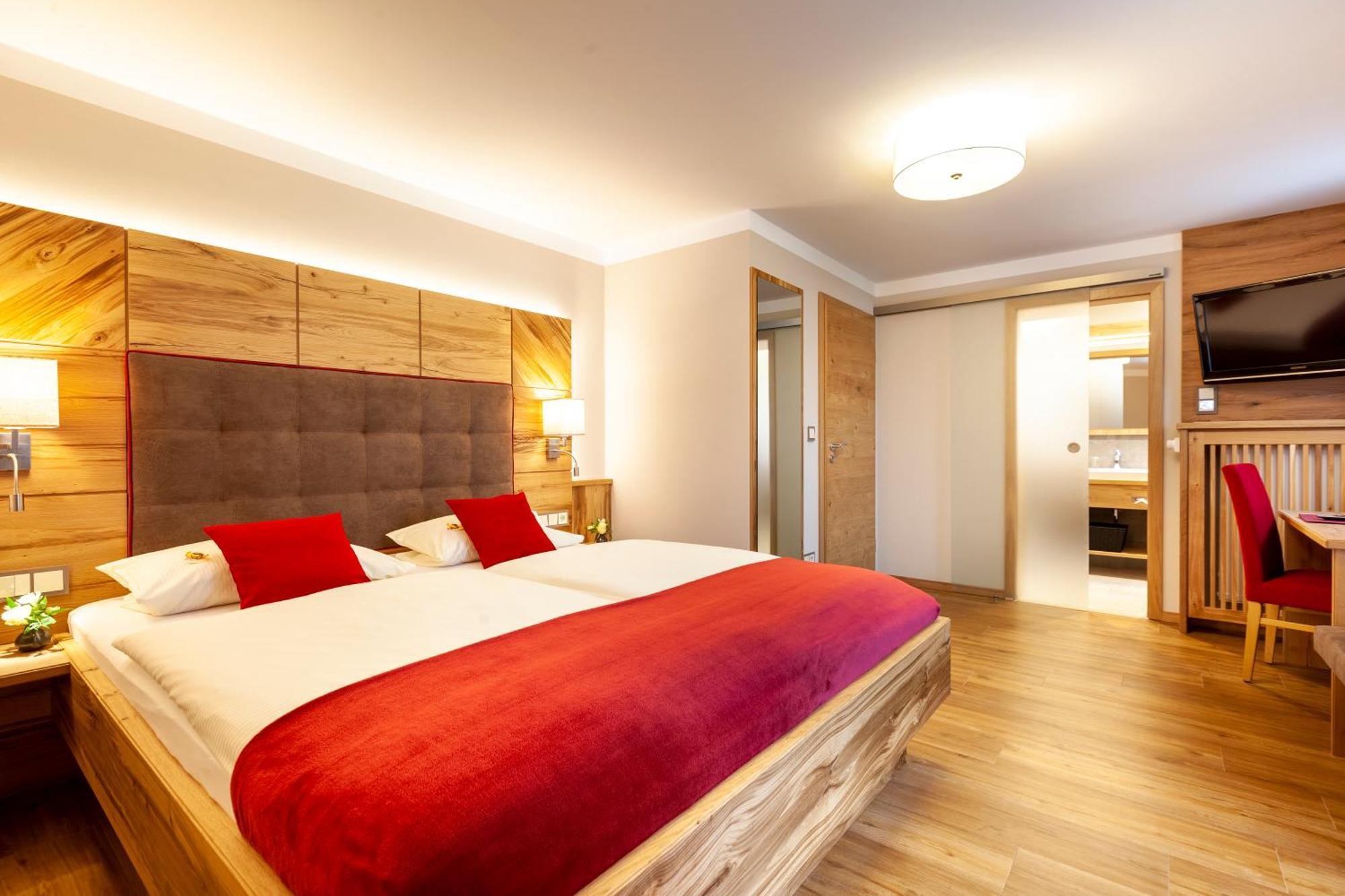 Genusshotel Hohenbogen Neukirchen beim Heiligen Blut Exteriör bild