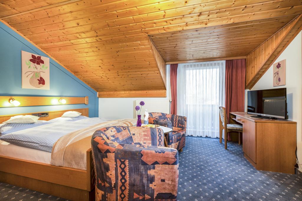 Genusshotel Hohenbogen Neukirchen beim Heiligen Blut Exteriör bild